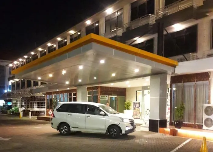 Grand Kartika Hotel