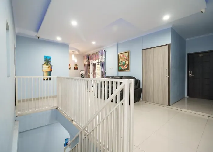King Suite Hotel